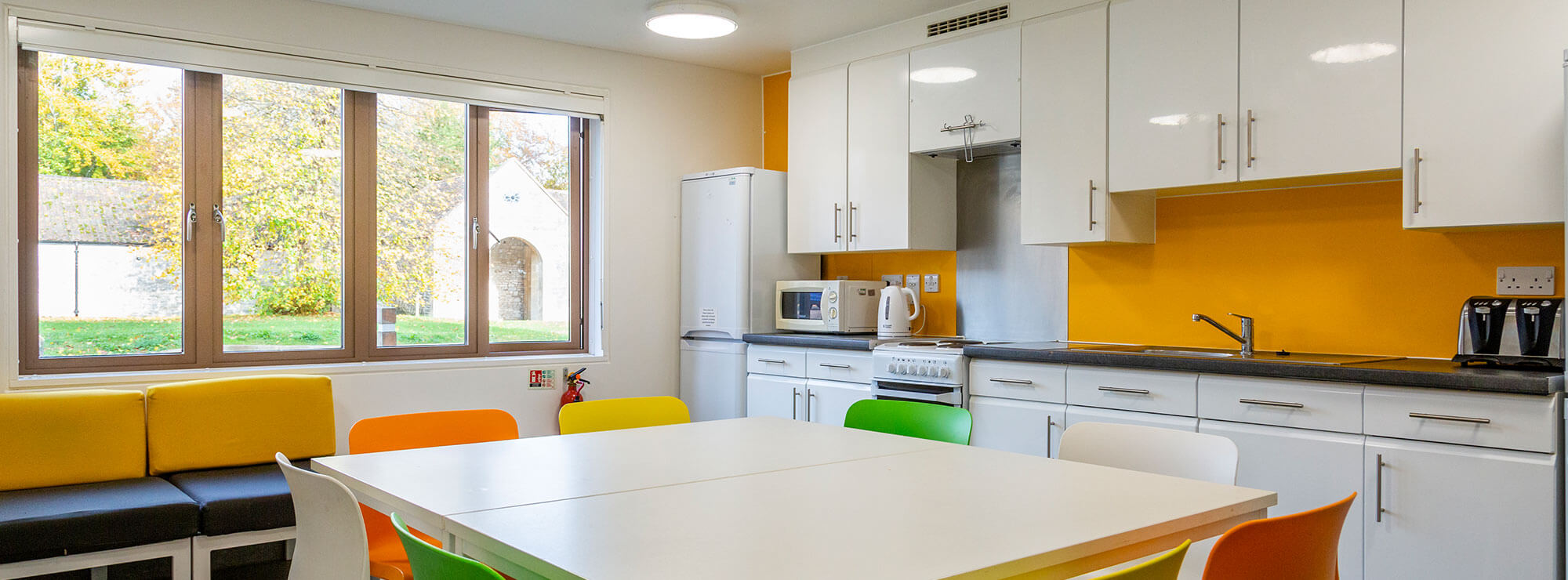 newton-park-accommodation-kitche.png